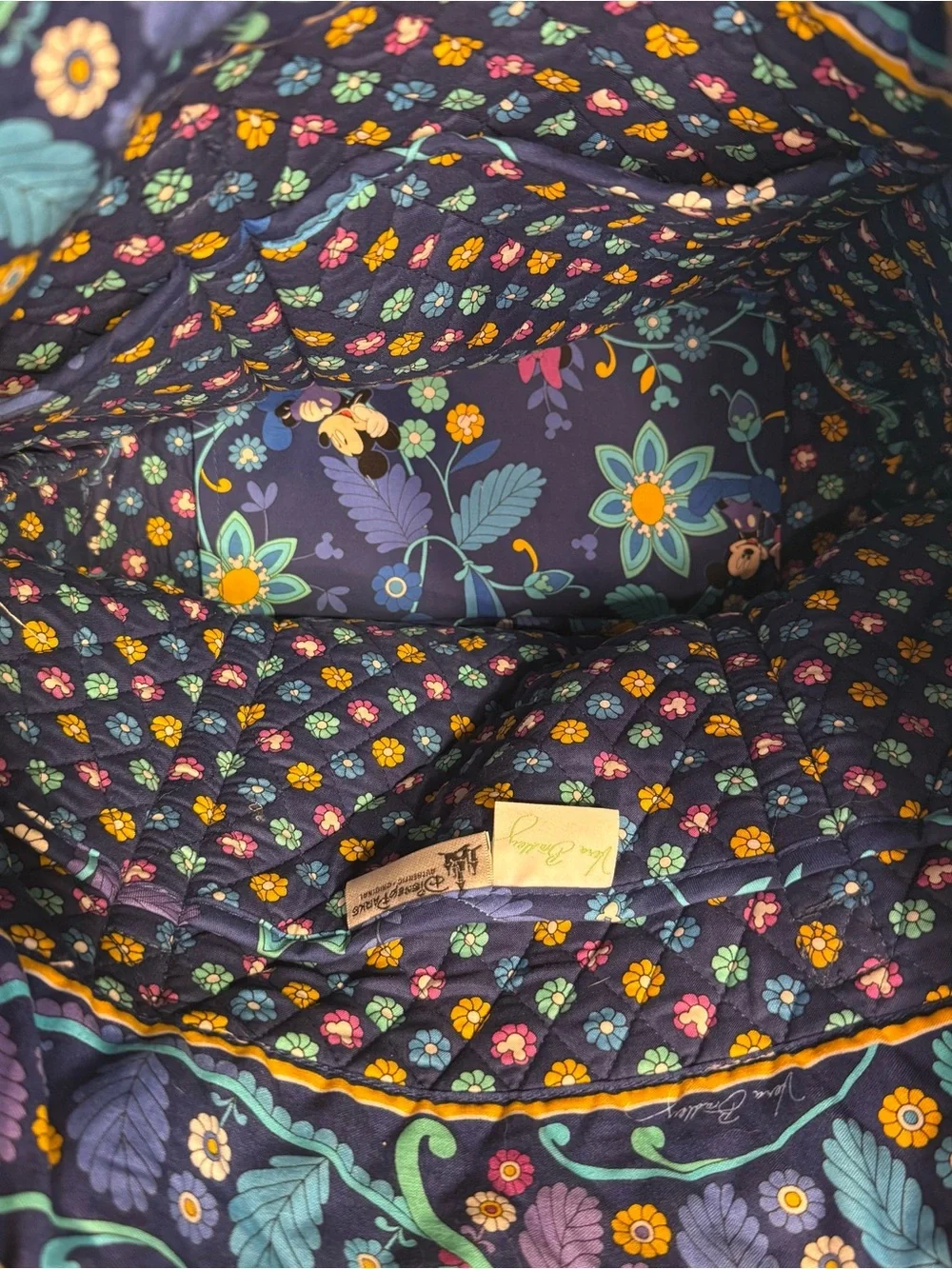 Vera Bradley Disney Dreaming Medium Quilted Tote Retired